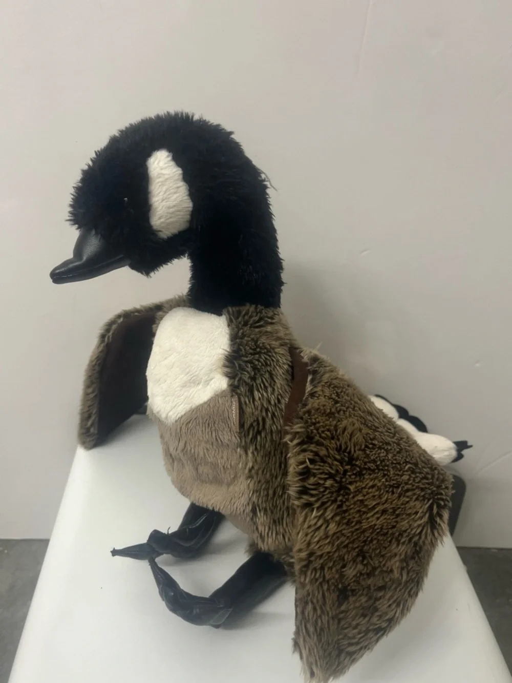 Plush puppet Canada Goose Stuffed Animal - plush toy stuffie EUC - Picture 2 of 9